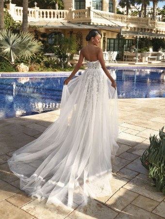 Demetrios #1218 #1 default Ivory thumbnail