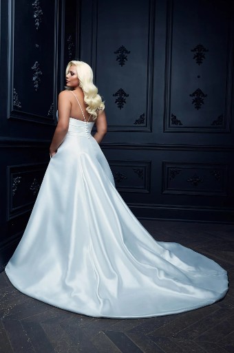 Paloma Blanca #P4987 #1 Diamond thumbnail