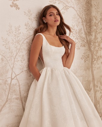 Mikaella M2531 #4 Natural thumbnail