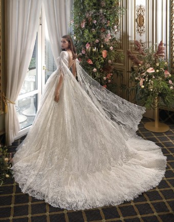 Demetrios DP493 THORA #3 Ivory thumbnail